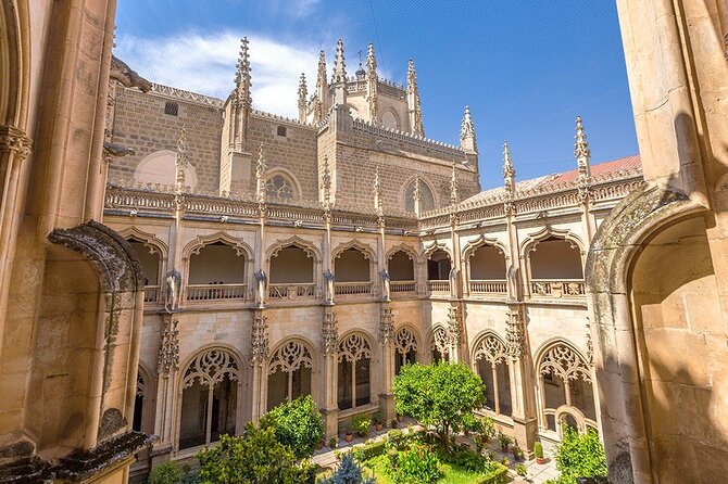 All-Inclusive Day Trip to Toledo with Priority Entry 7 Monuments - Santa María la Blanca synagogue: history preserved in a living museum