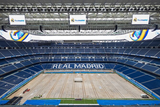 Bernabéu Stadium Guided Tour With Optional Megafan Upgrade - Optional Megafan Upgrade and the Digital Photo Moments