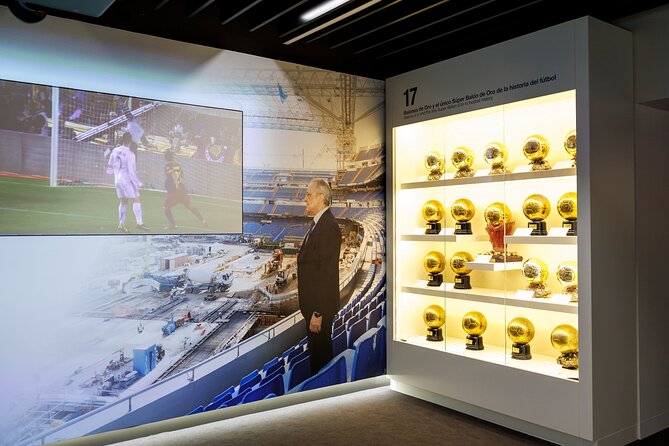 Bernabeu Stadium & Real Madrid Museum Guided Tour - Hearing the guide: the radio headset, and what can go wrong
