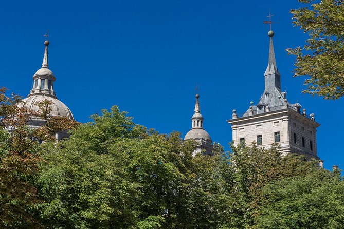 Escorial Monastery and the Valley of the Fallen from Madrid - Valley of the Fallen: the cross, the mountain basilica, and the crypt
