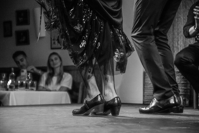 Flamenco Show at the Tablao de la Villa Madrid - Step One at Tablao de la Villa: Admission + Your Included Drink
