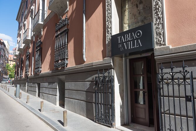 Flamenco Show at the Tablao de la Villa Madrid - Staff and Service: Bilingual Help Makes a Difference