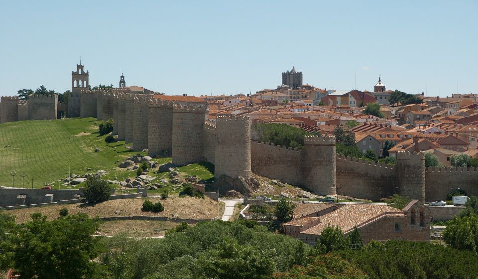 From Madrid: Ávila and Segovia Guided Day Trip - Ávila Cathedral and religious stops: what to look for besides photos