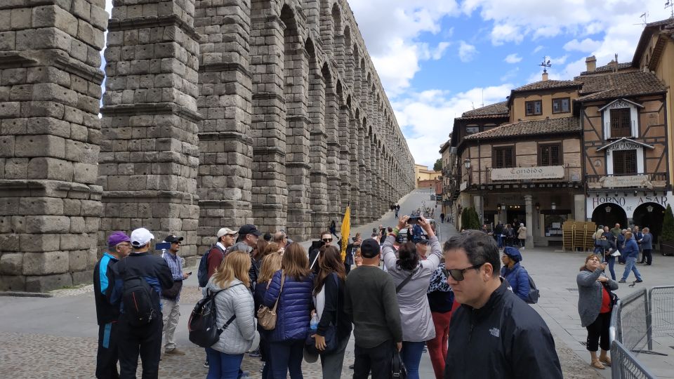 From Madrid: Ávila and Segovia Guided Day Trip - Segovia arrival: Old Town rhythm and the aqueduct first-impression effect