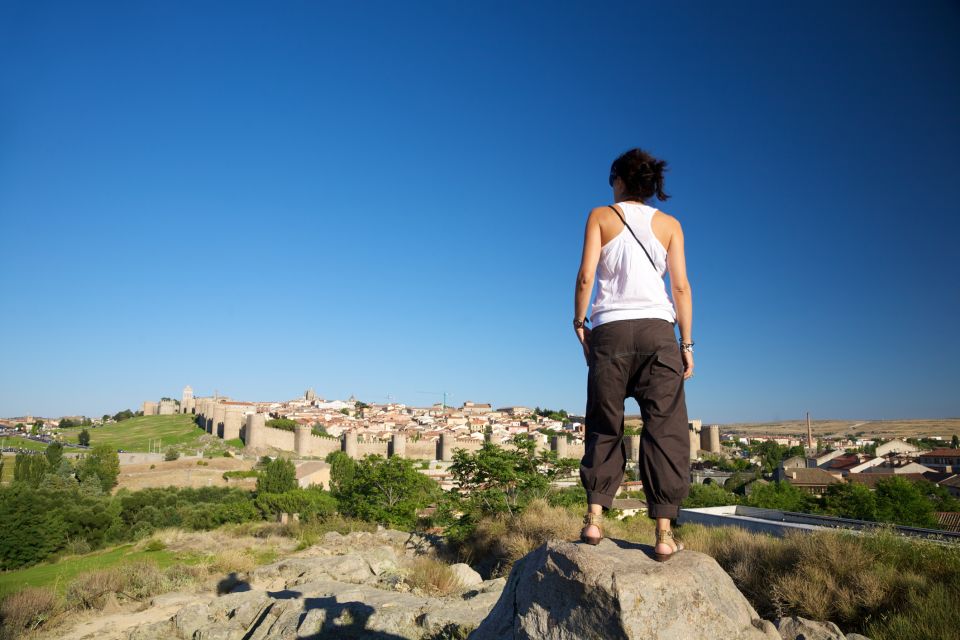 From Madrid: Day Trip to Ávila and Salamanca w/ Guided Tour - Ávila by the Walls: Medieval Streets and Key Stops