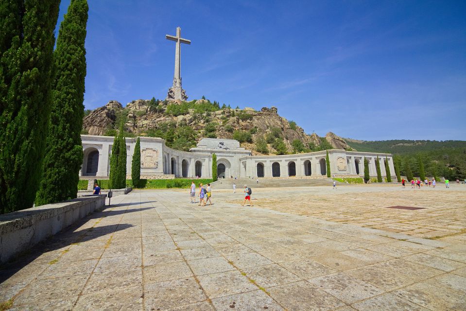 From Madrid: El Escorial and Valley's Basilica Half Day Tour - From Madrid in 5 Hours: The Real Tempo of This Half-Day Tour