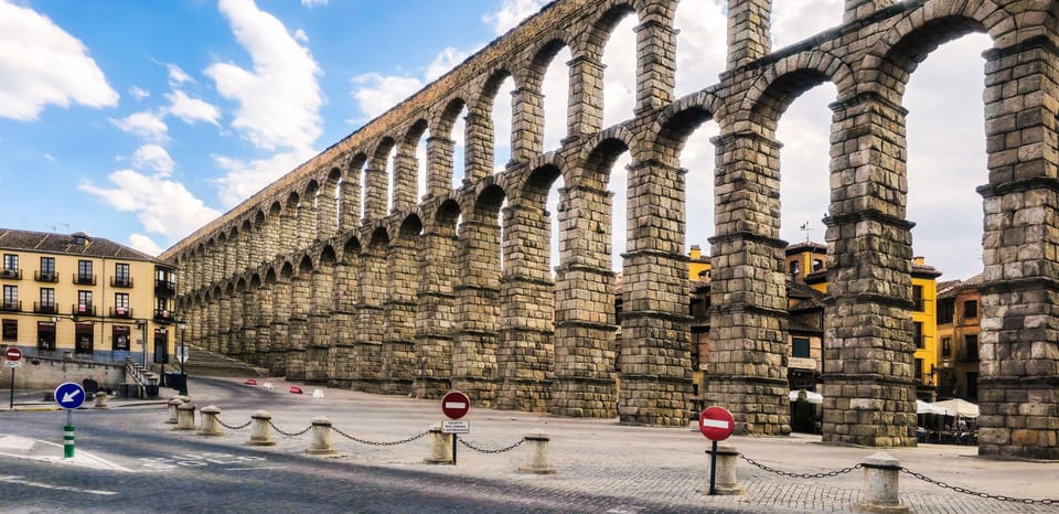 From Madrid: Guided Day Trip to Segovia, optional Alcázar - What I’d watch for: bilingual guiding, headset issues, and day length
