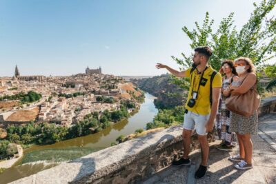 From Madrid: Guided Day Trip to Toledo by Bus - From Madrid pickup to Toledo viewpoints: Neptune Fountain and Mirador del Valle