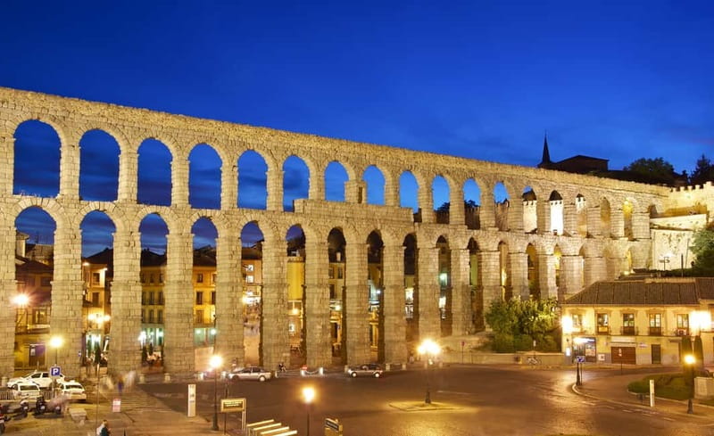 From Madrid: Segovia Guided Afternoon Tour - Plaza Mayor and the Cathedral from the outside: why exteriors still matter