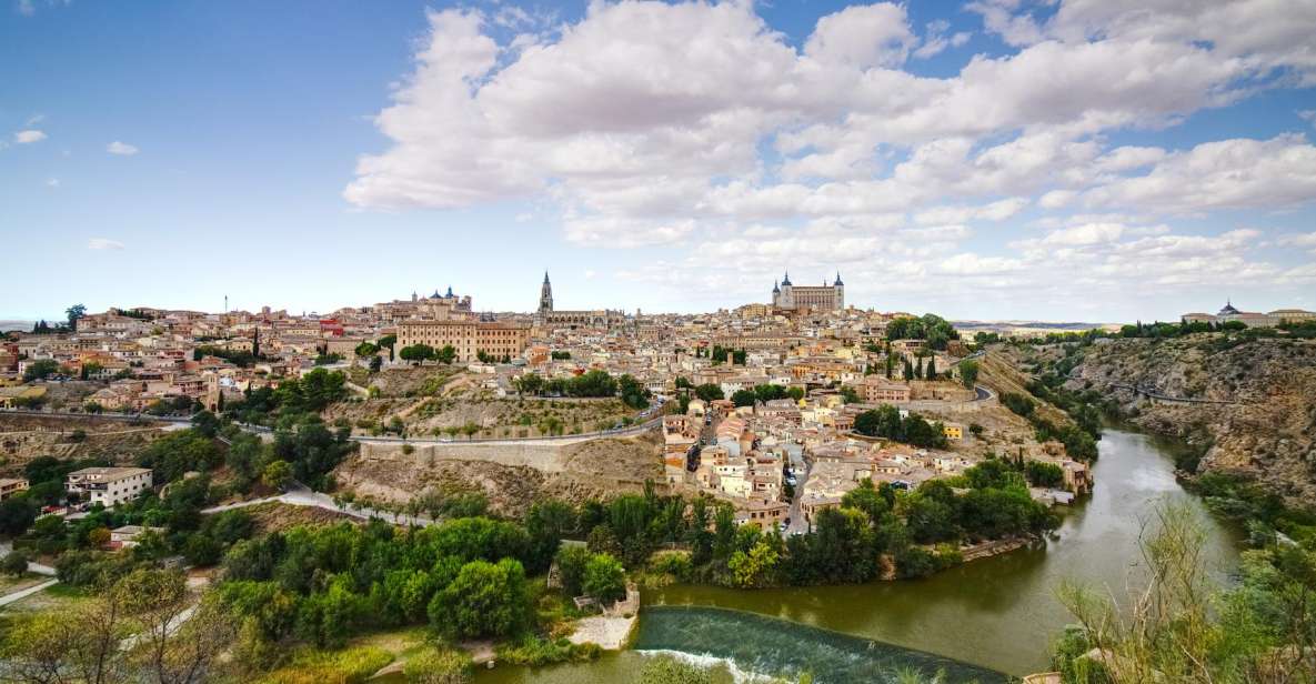 From Madrid: Toledo and Segovia Guided Day Trip - Key points before you go
