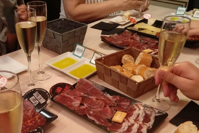 Iberian Ham and Wine Small Group Tour in Madrid - Iberian Ham and Wine in Madrid: A Two-Stop, Sit-Down Tasting