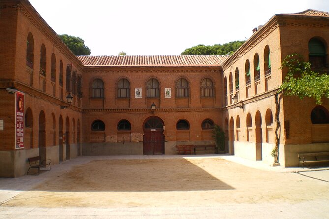 Las Ventas Madrid Bullring & Bullfighting Museum with Audioguide - VR bullfighting: San Isidro Fair and the matador perspective