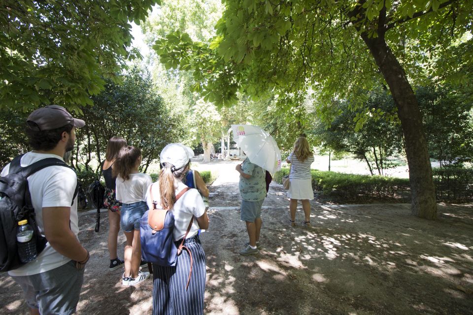 Madrid: 1.5-Hour Retiro Park Guided Walking Tour - Pond Time and the Alfonso XII Monument