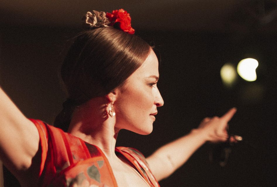Madrid: 1-Hour Traditional Flamenco Show at Centro Cultural - Key things to know before you go