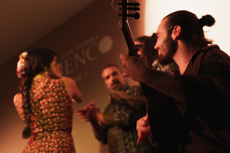 Madrid: 1-Hour Traditional Flamenco Show at Centro Cultural - Price and value: what $33 buys in Madrid