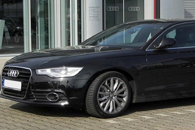 Madrid Airport Private Arrival Transfer - Stress-Free Arrival at Madrid Barajas (No Taxi Math)