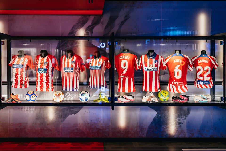 Madrid: Atlético de Madrid Stadium Entry - Photo corner upgrade: small add-on, big results if you care about your angles