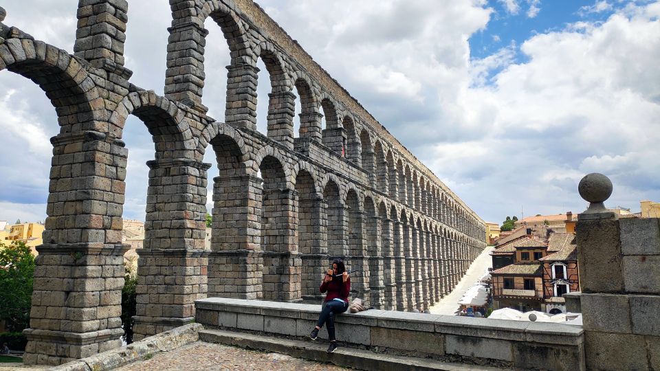 Madrid: Avila and Segovia Day Trip with Tickets to Monuments - Segovia Cathedral: Gothic height with Renaissance influence
