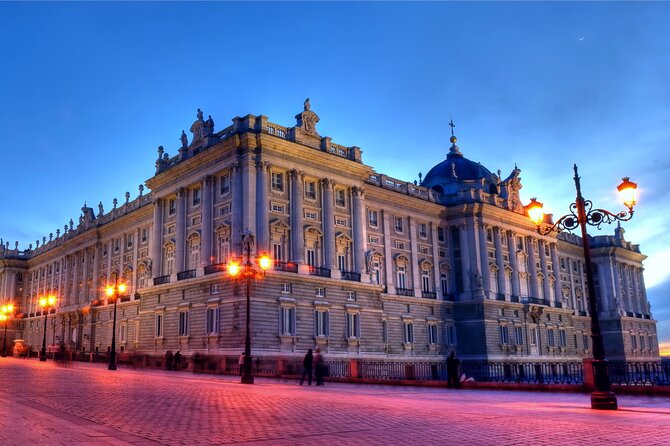 Madrid Best Walking Tour: Old city and Royal sites - Getting your bearings fast around Madrid’s old core