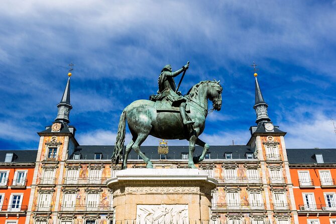 Madrid Best Walking Tour: Old city and Royal sites - Parque del Oeste views: the hilltop perspective that explains Madrid