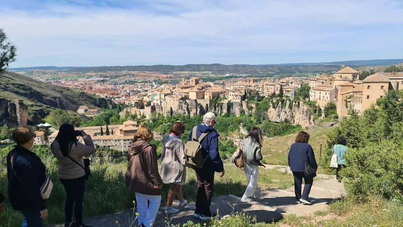 Madrid: Cuenca Day Tour with or without Enchanted City - The guide experience: why names like Fernando and Samuel keep showing up