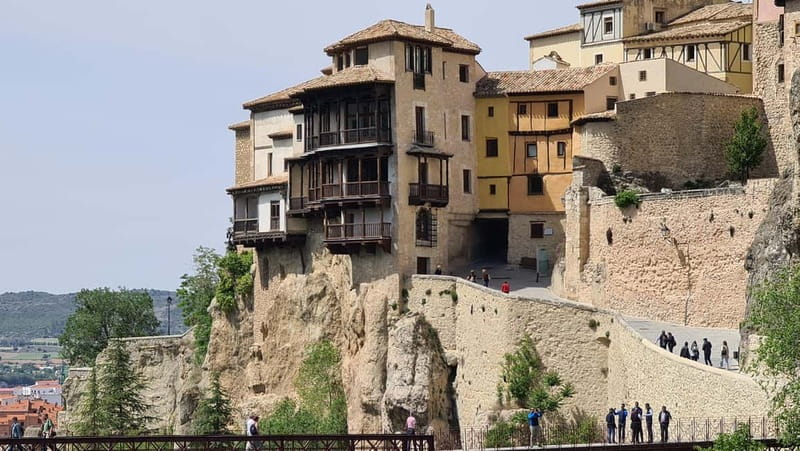 Madrid: Cuenca Day Tour with or without Enchanted City - Lunch and free time: how to eat without rushing