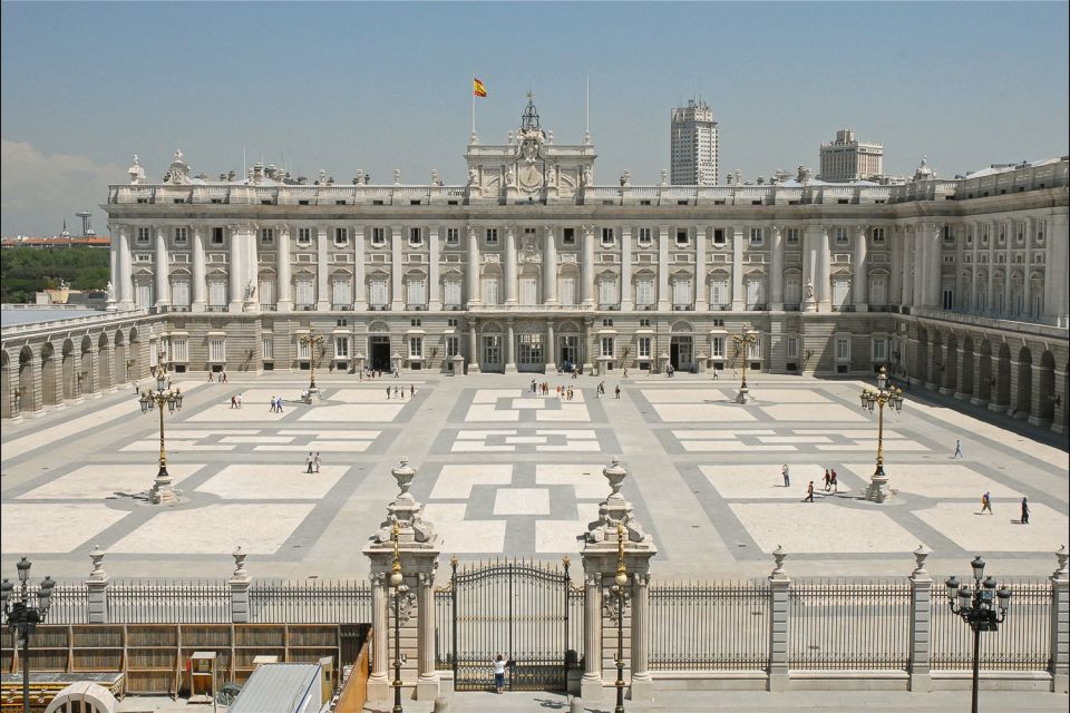 Madrid: El Prado Museum and the Royal Palace Guided Tour - Why this Prado + Royal Palace combo works