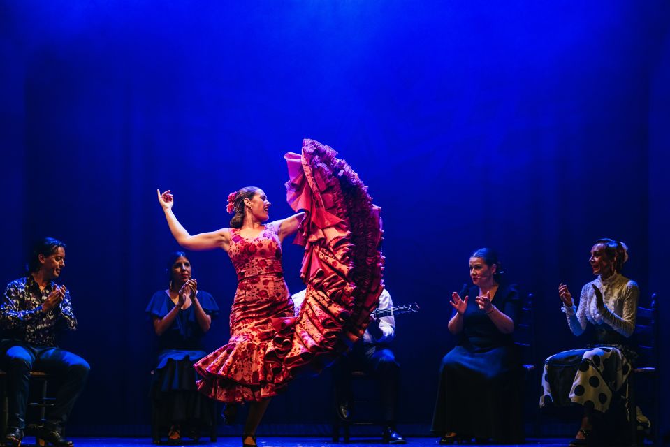 Madrid: "Emociones" Live Flamenco Performance - The one-hour show format: dance, guitar, and singing