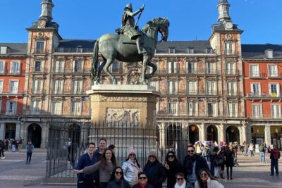 Madrid Essential: Historic Center, Plaza Mayor & Royal Palace - Plaza Mayor: bullfights, Inquisition-era drama, and why food fits the story