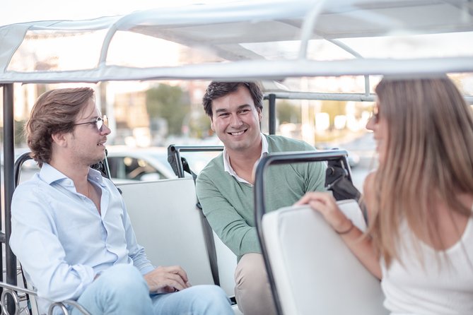 Madrid Express Tour with Local Guide in Eco Tuk Tuk Private - Meeting at Plaza de Oriente and finding your tuk tuk quickly