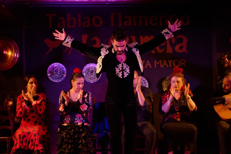 Madrid: Flamenco Show La Quimera with Drinks & Dinner Option - Drinks and pacing: how to enjoy without rushing the night