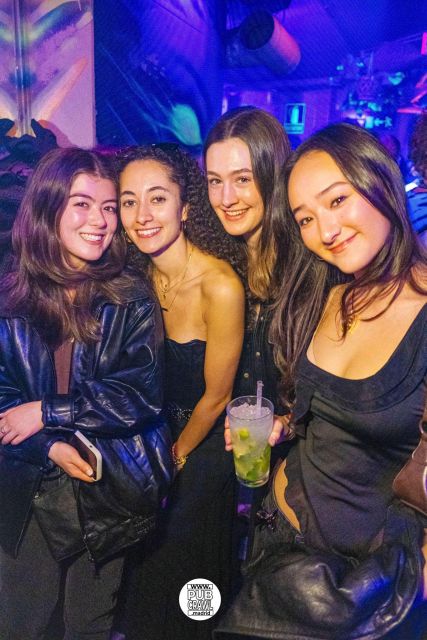 Madrid: Guided Pub Crawl Madrid Experience and Club Entry - Why this 5-hour pub crawl makes sense in Madrid