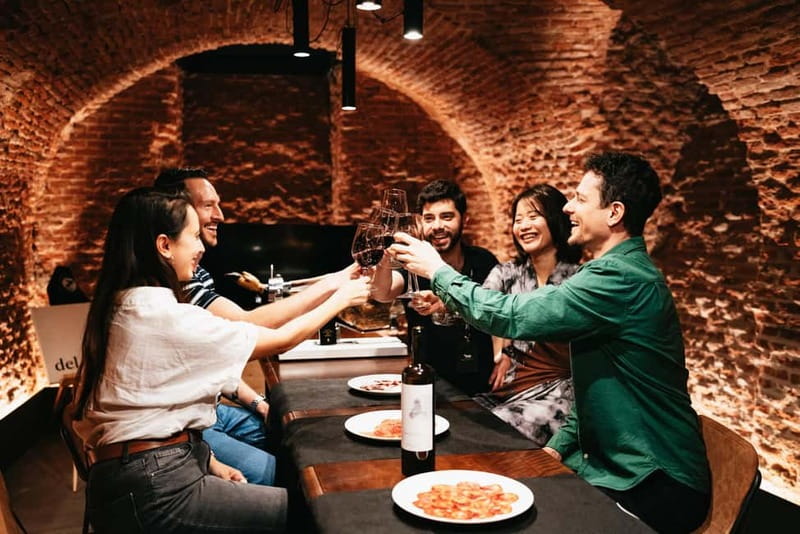 Madrid: Guided Tapas and Wine Tour with Terrace Visit - La Latina stop: the bar culture gateway