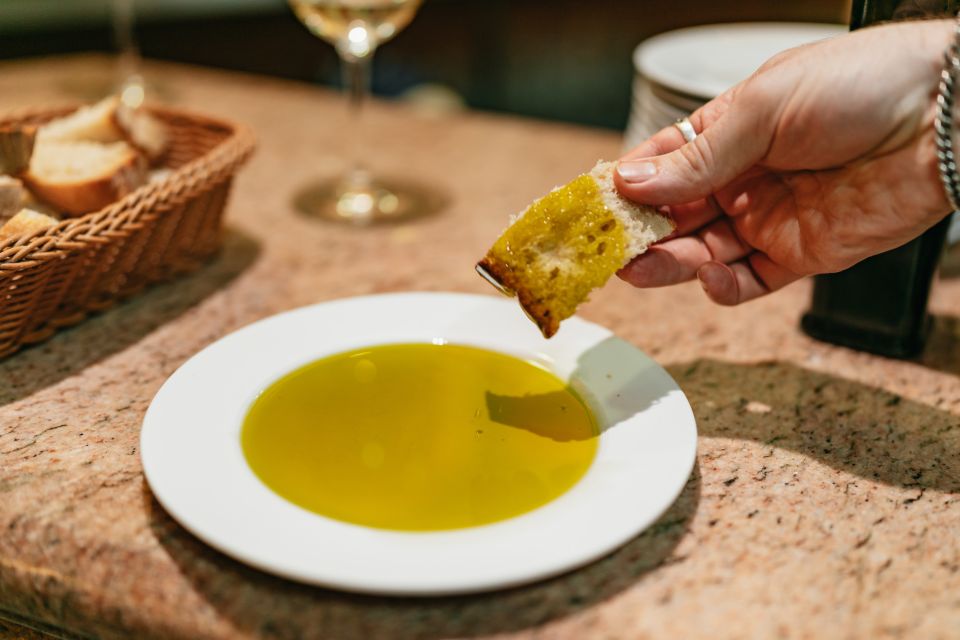 Madrid: Guided Tapas Tour with Tastings and Drinks - Stop 2: a typical neighborhood bar where the locals’ rhythm shows