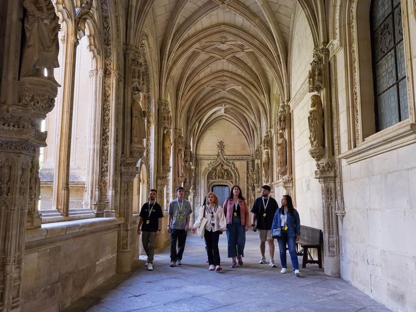 Madrid: Guided Tour of Toledo with Cathedral Visit - What you’ll walk past (and what might disappoint)