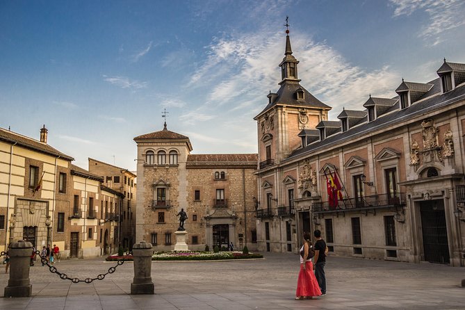 Madrid Highlights Bike Tour - Getting Around Smart: Pace, E-Bikes, and Street-Side Reality