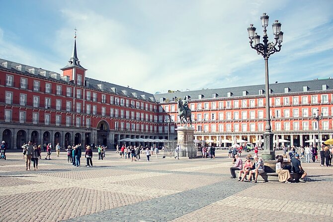 Madrid Historic Centre Food Tour with Authentic Tapas & Wines - The included tapas lineup: what you’ll actually be eating
