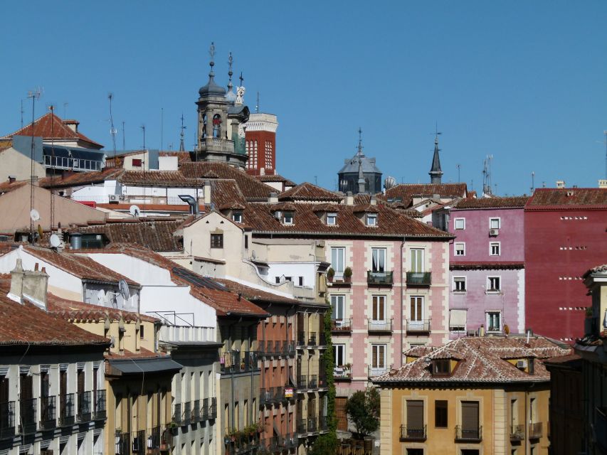 Madrid Historical Centre & Old Town Walking Tour in French - Plaza de la Villa: Medieval Charm Without the Guesswork