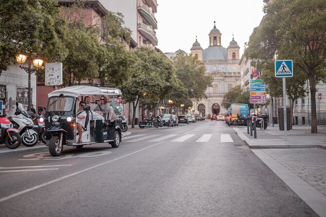 Madrid Historical Tour with Local Guide in Eco Tuk Tuk Private - How the 1-to-4-Hour Route Fits Madrid’s Big Stories