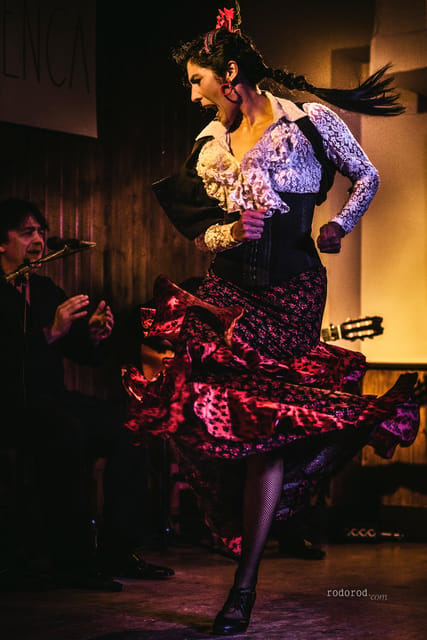 Madrid: Local Flamenco Show at El Cortijo - El Cortijo Tablao: What Makes This Flamenco Night Feel Local