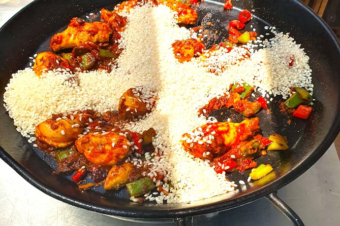 Madrid: Paella & Sangria Classes- Seafood, Chicken & Vegan option - Lunch in an air-conditioned dining room (and how the room changes the vibe)