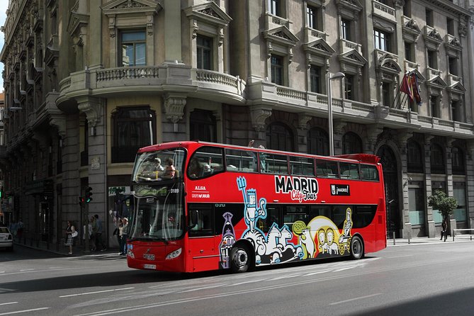 Madrid Panoramic City Bus Tour - Night Tour in summer: Historic Madrid after dark