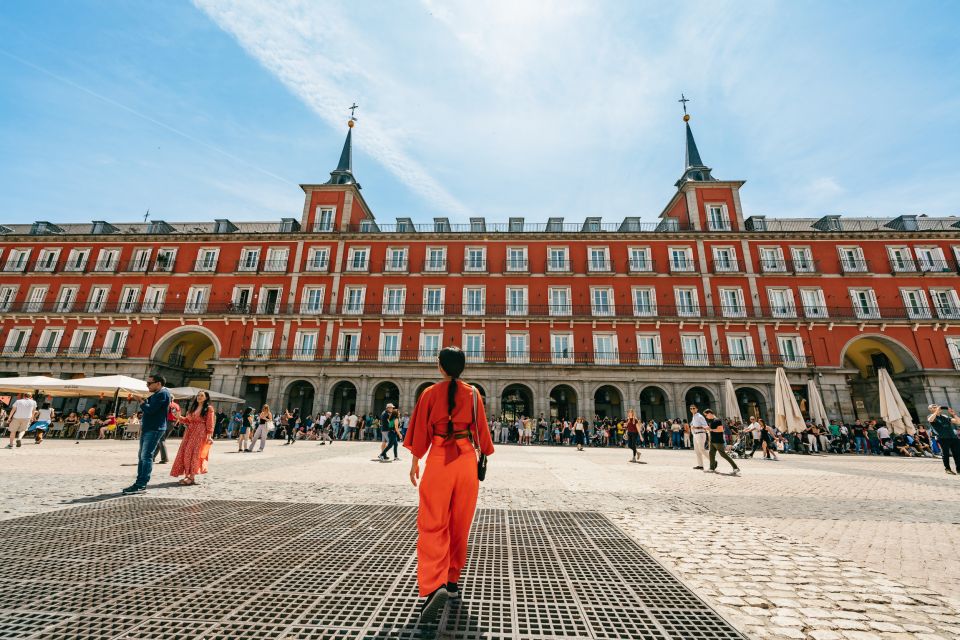 Madrid: Panoramic Route City Tour - Bonus Walking Tour and the La Quimera Flamenco Drink
