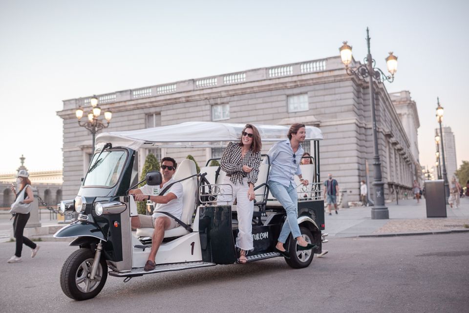 Madrid: Private City Tour by Eco Tuk Tuk - Quick hits