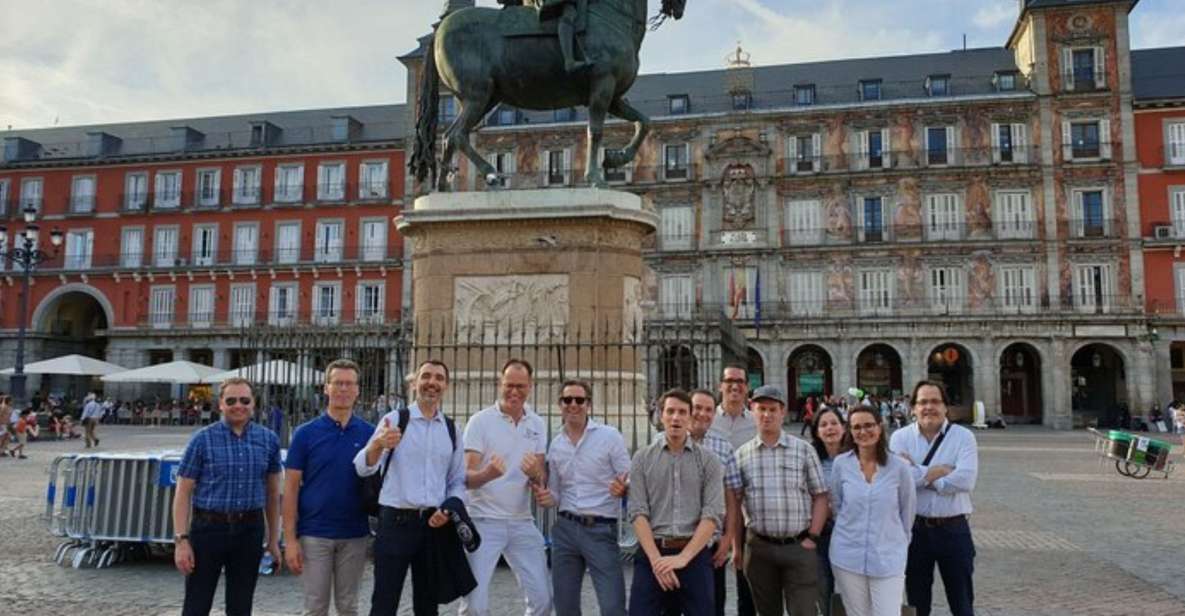 Madrid: Private custom tour with a local guide - The core experience: photo stops, exterior sights, and guided context