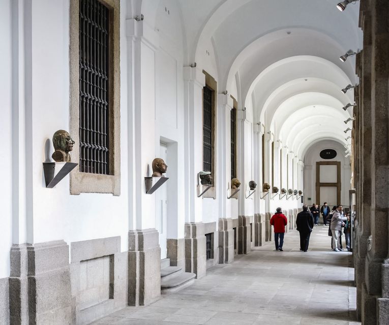 Madrid: Reina Sofía Museum Entrance Ticket - Dalí’s Surrealism: Big Names and Striking Works