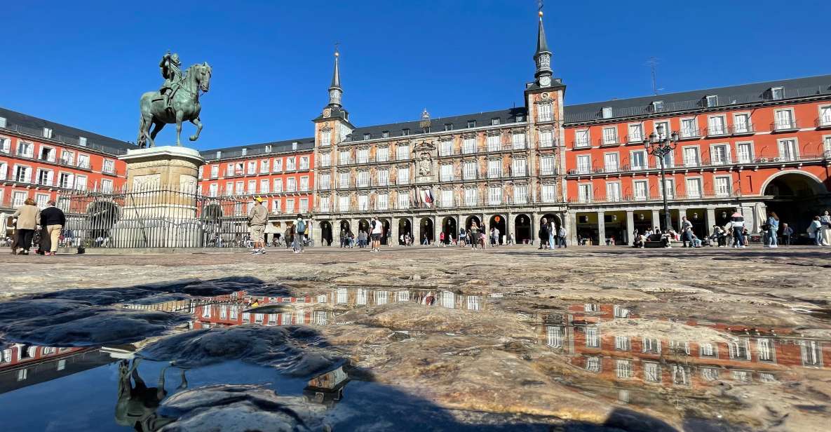 Madrid: Royal Palace Entry Ticket and Small Group Tour - Key moments worth your attention