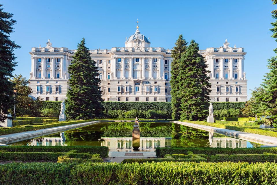 Madrid: Royal Palace Guided Tour with Entry Ticket - Entering early: what skip-the-line really means
