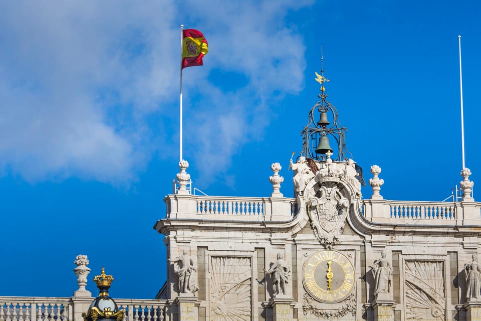 Madrid: Royal Palace Guided Tour with Skip-the-Line Entry - A palace visit that doesn’t waste your morning (Skip-the-Line value)