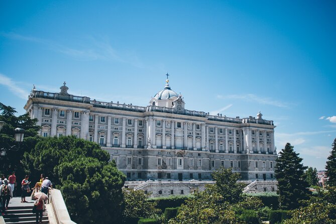 Madrid: Royal Palace Guided Tour with Skip the Line Ticket - Practical Tips That Make or Break the Experience